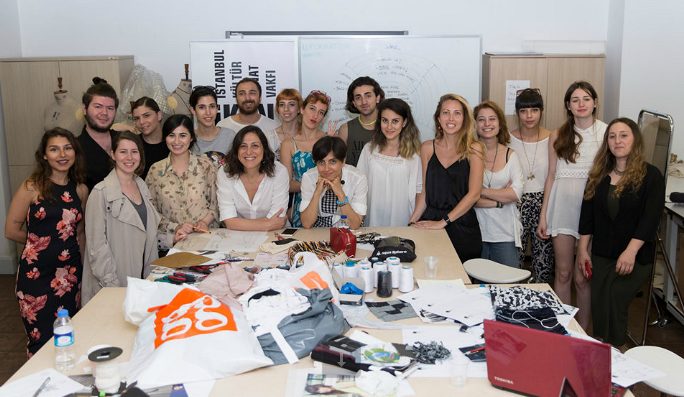 “MODA TASARIMINDA SÜRDÜRÜLEBİLİRLİK”  ATÖLYESİ SONA ERDİ! 1