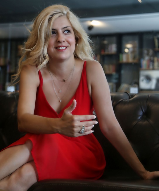 Özlem Dikel: 'Bizim Memlekette Sanatçı Sanatçıyı Sevmez'
