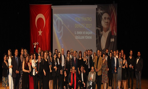YENİ TİYATRO DERGİSİ 7. EMEK VE BAŞARI ÖDÜLLERİ ADAYLARI AÇIKLANDI 22 YENİ TİYATRO DERGİSİ 7. EMEK VE BAŞARI ÖDÜLLERİ ADAYLARI AÇIKLANDI