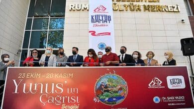 Yunus’un Çağırısı Sergisi Tuzla Belediyesi Rumeli Kültür Merkezi’nde Açıldı