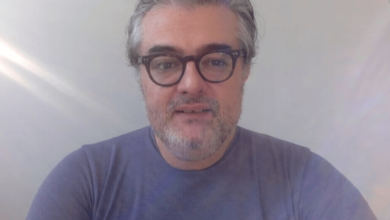 Yalçın Tosun Mesafenin Şiddeti