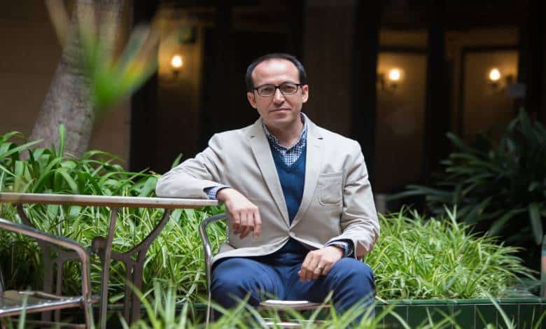 burhan-sönmez