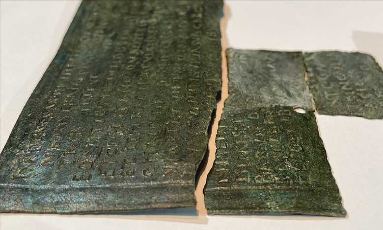 Perre-Antik-Kentinde-bronz-askeri-diploma-bulundu
