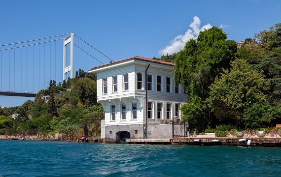Zarifi Mustafa Paşa Yalısı