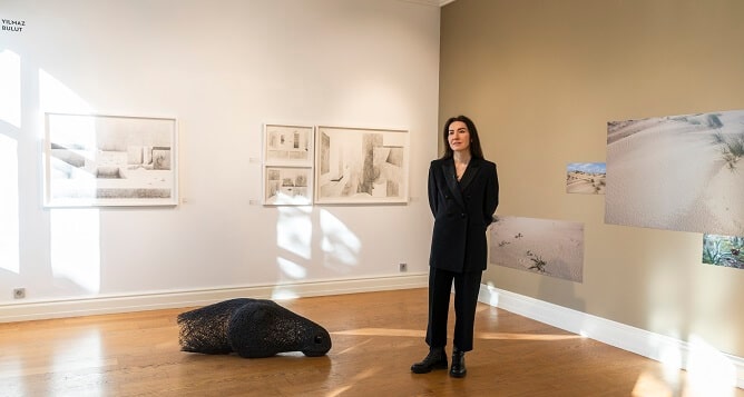 'Bir Işık Hüzmesi Üzerine' Taksim Sanat’ta