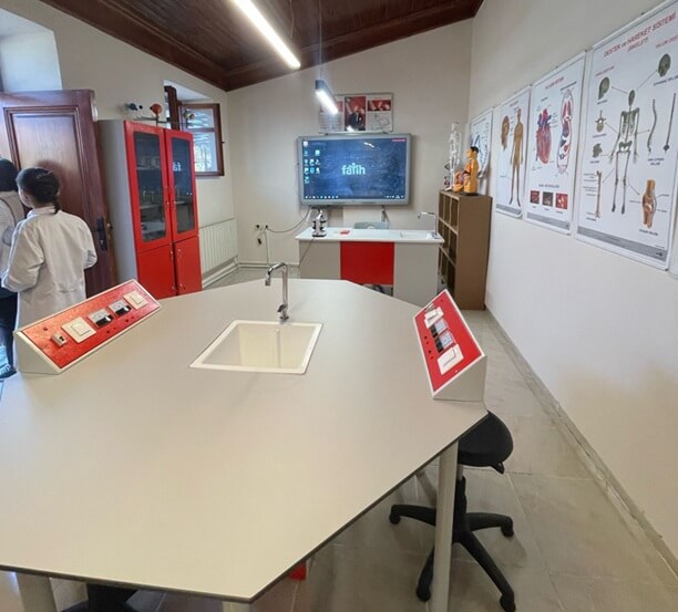 Beykoz Bilim Ve Sanat Merkezi Fen Laboratuvarının Açılışı Yapıldı