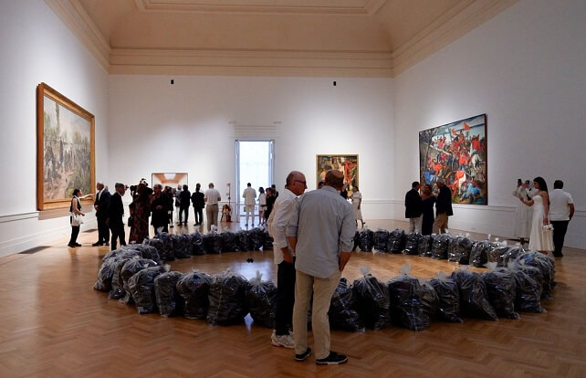 Ahmet Güneştekin, 'Yoktunuz' İle Roma'da