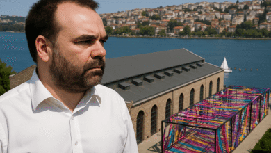 Osman Erden'den Contemporary Istanbul Fuarı'na Katılan Galerilere Eleştiri 25 Osman Erden'den Contemporary Istanbul Fuarı'na Katılan Galerilere Eleştiri
