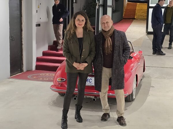 Hazım Evrengil: 'Sanatçı Ürettiği Eserleri Doğrudan Pazarlamamalı'