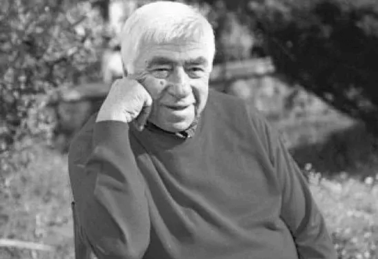 Sanatla Geçen Bir Ömür: Tekin Akmansoy