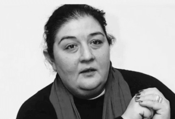 Edebiyatın Ve Ekranın Yürekli Kalemi: Meral Okay