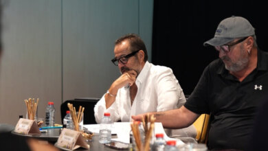 Ata Demirer'in Yeni Filmi: "Pervaneler"